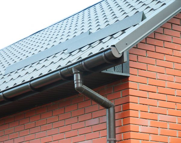 Cost of Roof Downspout Installation in Arlington Heights