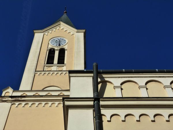 Church Gutter Installation in Arlington Heights